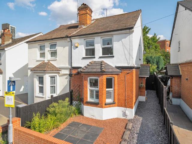House for sale in Horsell, Woking