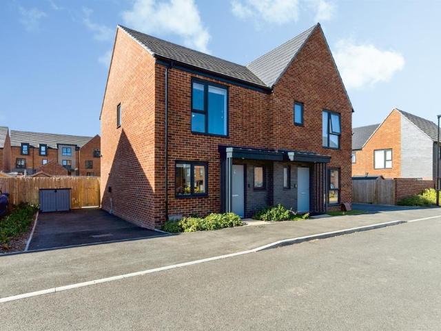 House for sale in Slaugham, Perryfields