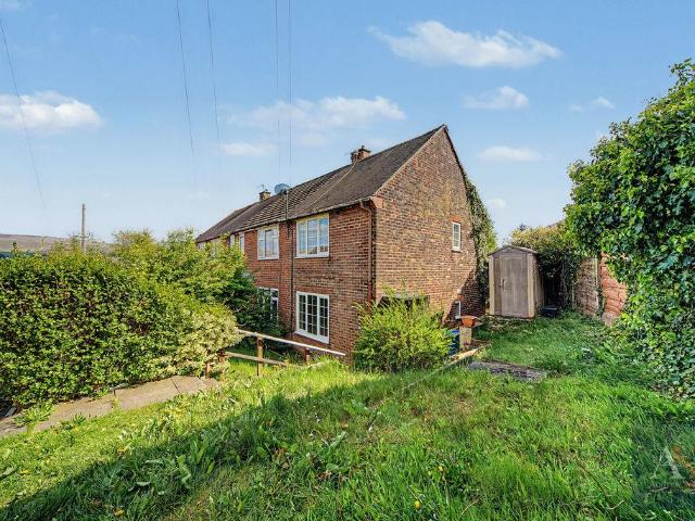House for sale in Caldermoor, Burnedge