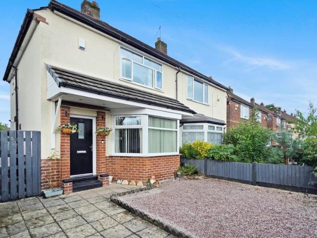 House for sale in Pendlebury, Salford