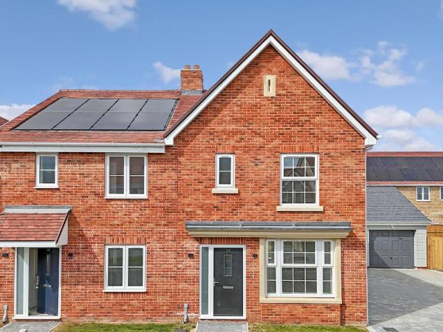 House for sale in Coalhill, Chelmsford