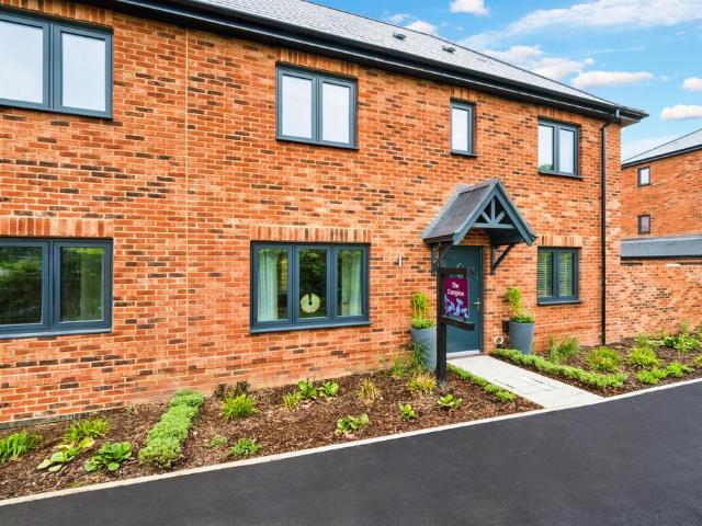 House for sale in Horton Heath, Helford