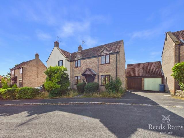 House for sale in Burniston