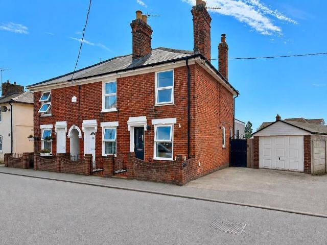 House for sale in Brightlingsea, Dale Hill