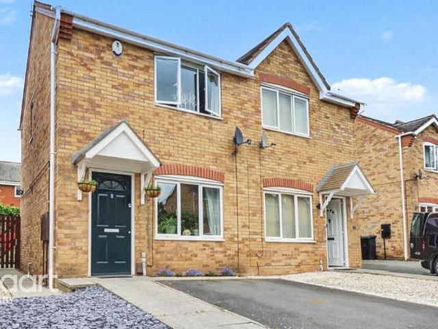 House for sale in Old Wharf, City Of Leicester