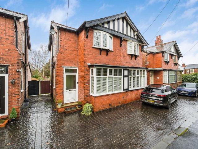 House for sale in Cheadle Hulme, Greater Manchester