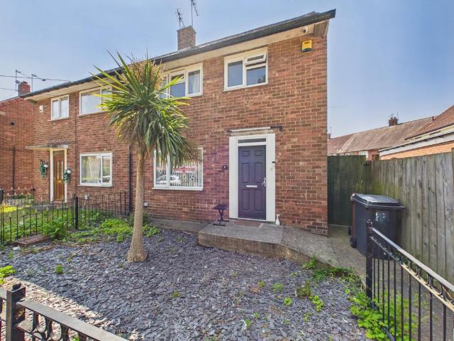 House for sale in Longhill, Hull