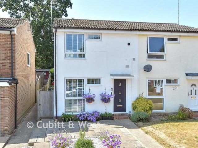 House for sale in Perryfields, West Sussex