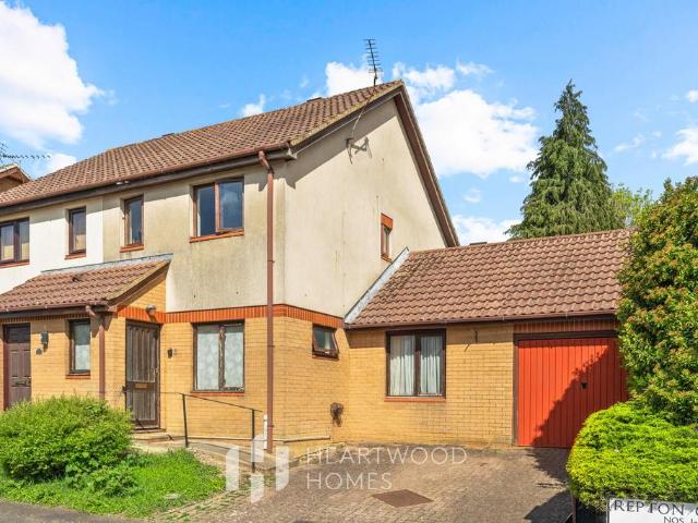 House for sale in St Albans, Five Acres