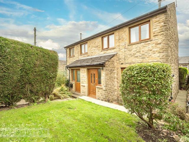House for sale in Slaithwaite, Kirklees