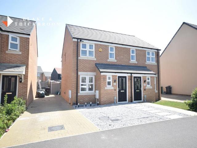 House for sale in Dale Hill, Essex