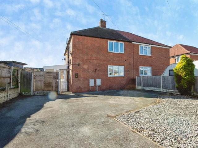 House for sale in Stonebroom, North East Derbyshire