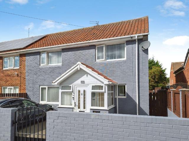 House for sale in Blakelaw, Tyne And Wear