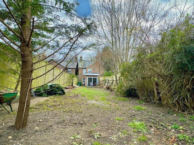 House for sale in Horsham, West Sussex