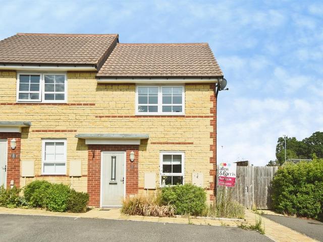 House for sale in Chippenham, Wiltshire