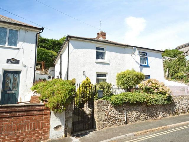 House for sale in Cowlease, Ventnor