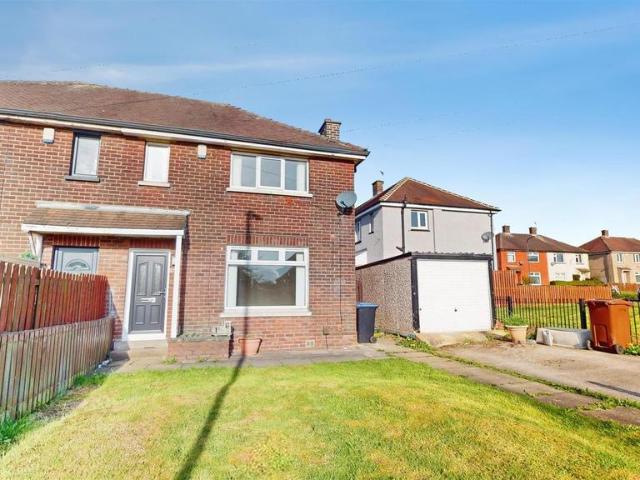 House for sale in Buttershaw, West Yorkshire