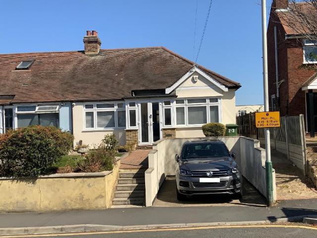 House for sale in Rainham, Greater London
