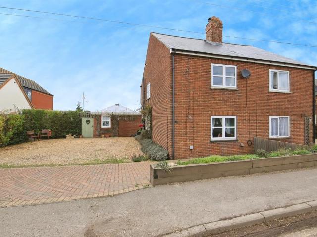 House for sale in Gosberton Clough, Lincolnshire