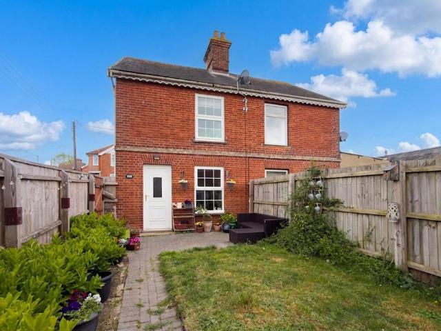 House for sale in Chelmondiston, Suffolk