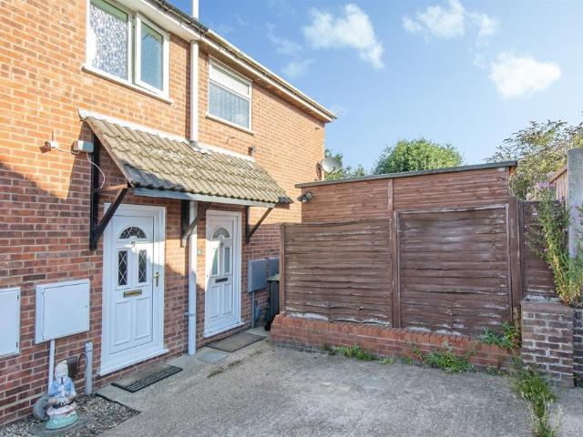 House for sale in Fordham Heath, Essex