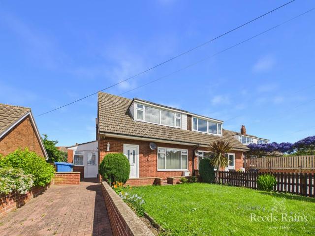 House for sale in Stainsacre, North Yorkshire