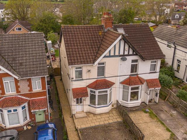 House for sale in Caldicot