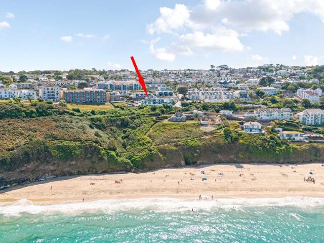 House for sale in Carbis Bay, St. Ives