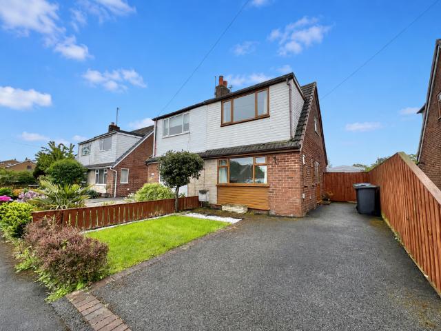 House for sale in Cabus, Lancashire