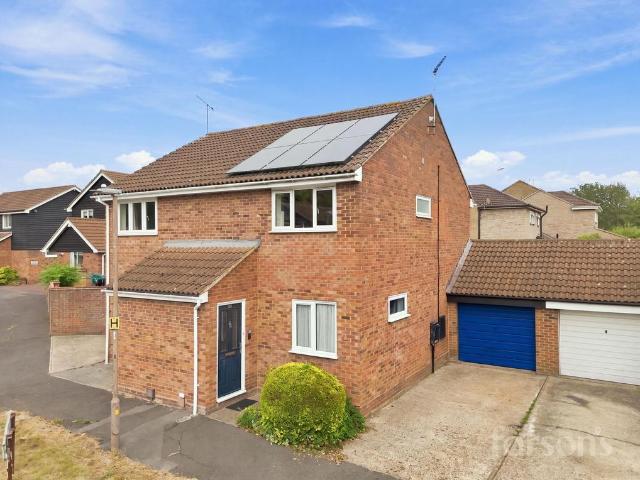 House for sale in Navestock Side, Essex