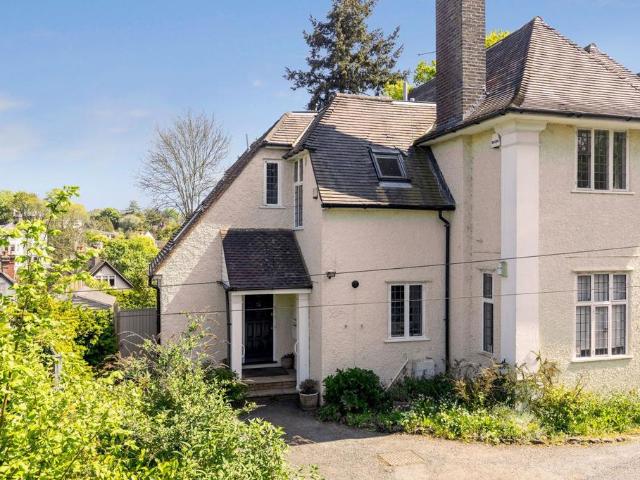 House for sale in Broadwater Down, Sandown Park