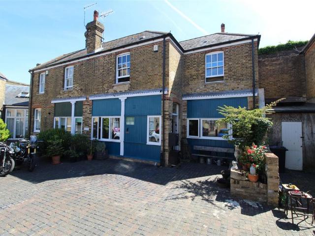 House for sale in Westgate-on-Sea, Acol