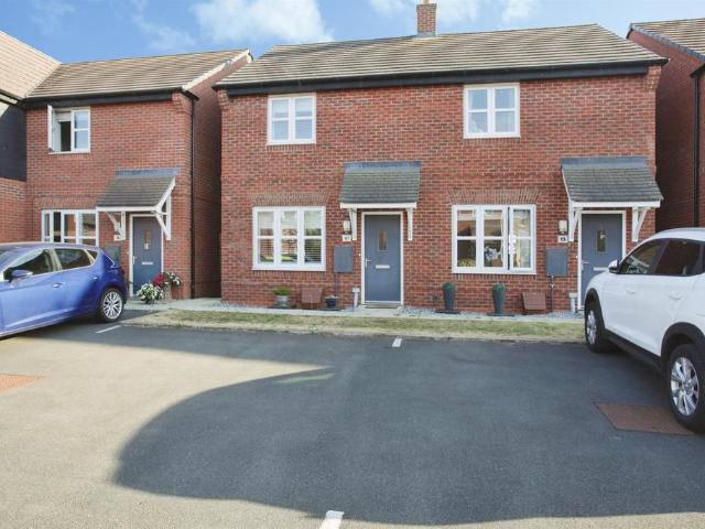 House for sale in New Bilton, Warwickshire