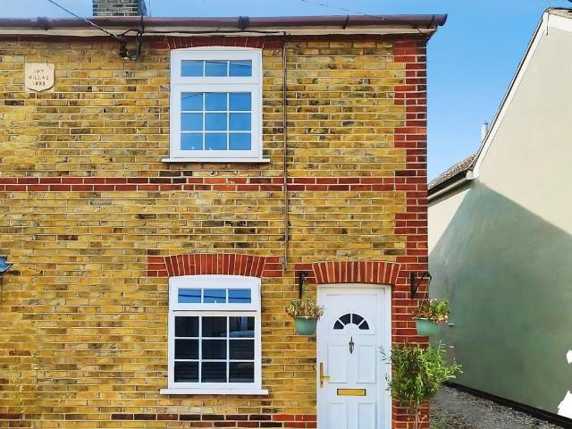 House for sale in Fordham Heath, Essex