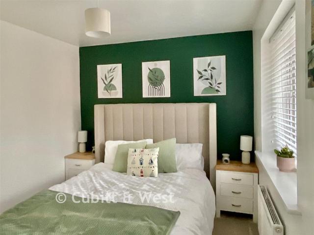 House for sale in Aldingbourne, Clapham
