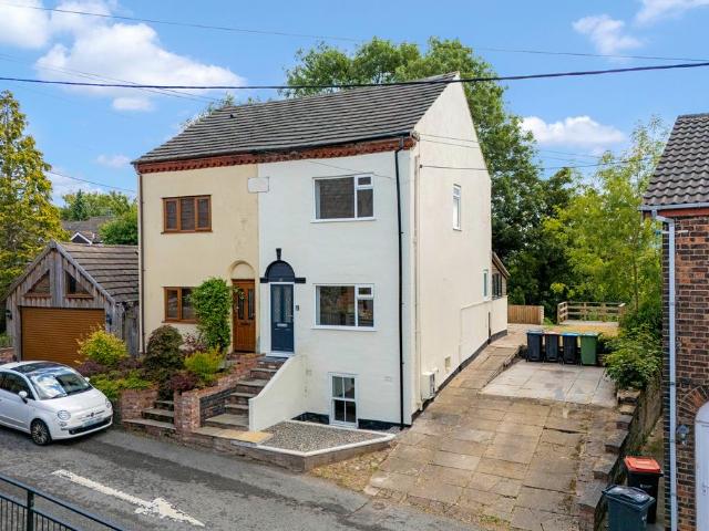 House for sale in Barnton, Cheshire