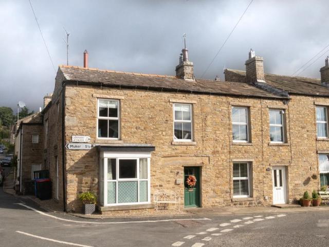 House for sale in Newbiggin, Askrigg
