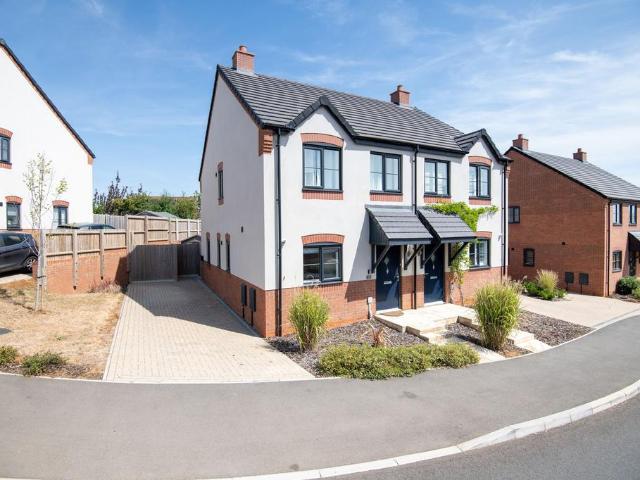 House for sale in Irthlingborough