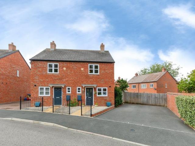House for sale in Meon Vale, Stratford-on-Avon