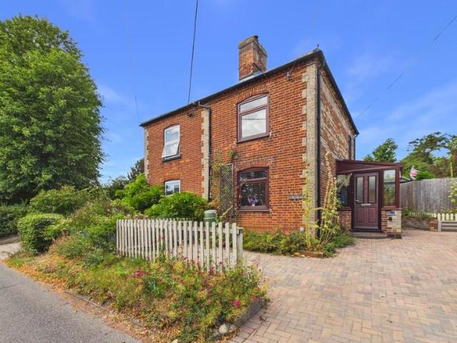 House for sale in Bedingfield, Suffolk