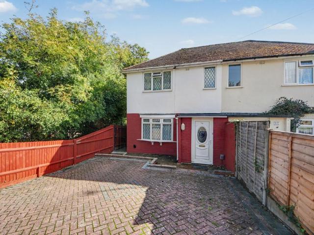 House for sale in Midanbury, Southampton