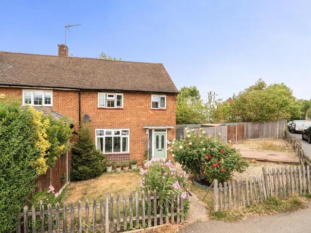 House for sale in Watford Rural, Batchworth