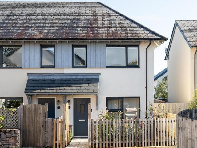House for sale in Strode, Devon