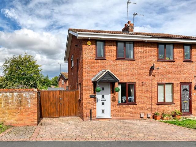 House for sale in Perton, Great Chatwell