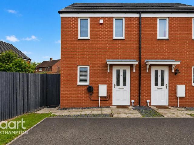 House for sale in Kingsthorpe, Northamptonshire