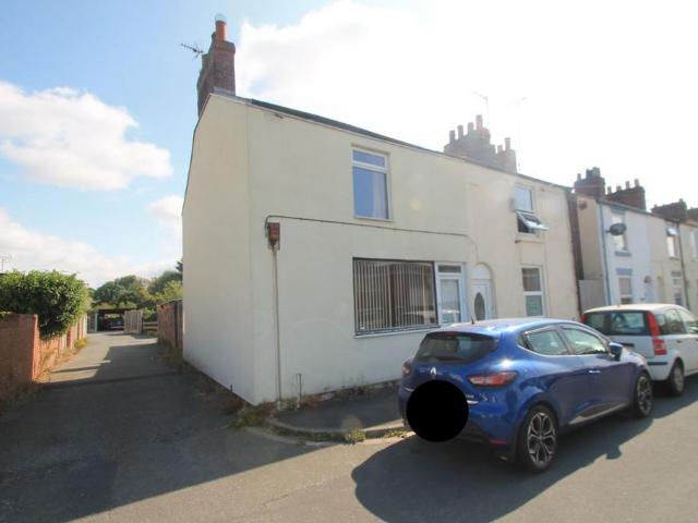 House for sale in Mold