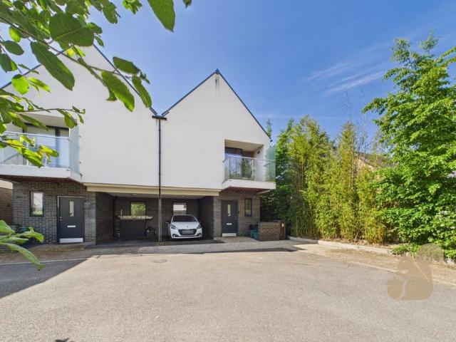 House for sale in Fordham Heath, Essex