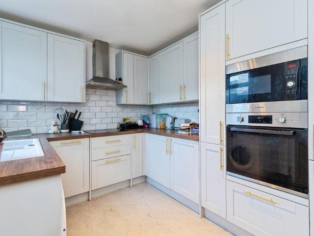 House for sale in Brompton, Gillingham