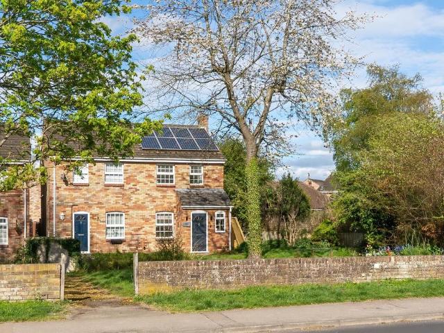 House for sale in Pitstone