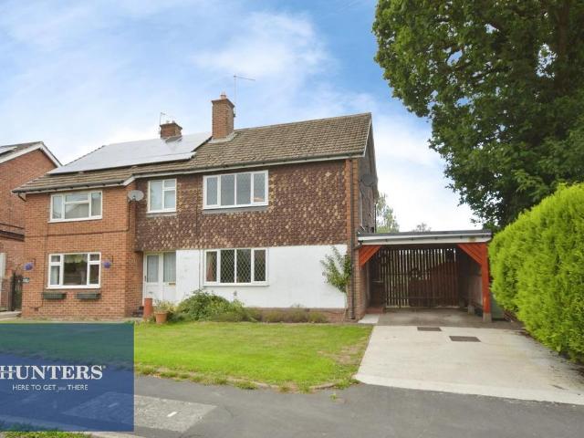 House for sale in Loundsley Green